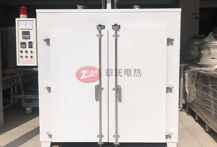 鐵氟龍烤箱的外觀設(shè)計(jì)有哪些特點(diǎn)？